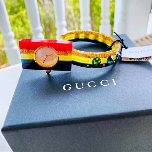 Gucci Vintage Web Resin Rainbow Cuff Watch NWT - Picture 5 of 16